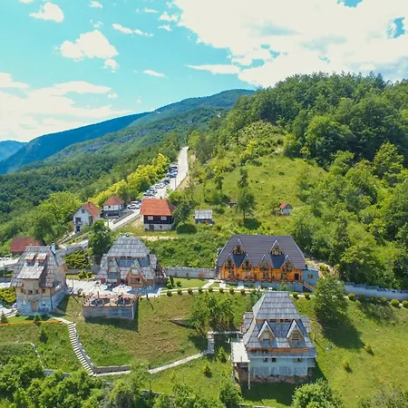 Neva Sobe Sa Pogledom Na Planine Homestay *
