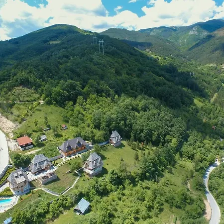 Neva Sobe Sa Pogledom Na Planine