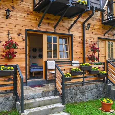 Neva Sobe Sa Pogledom Na Planine Privat bolig