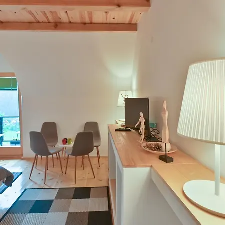 Neva Sobe Sa Pogledom Na Planine Privat bolig