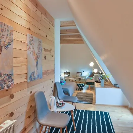 Privat bolig Neva Sobe Sa Pogledom Na Planine *