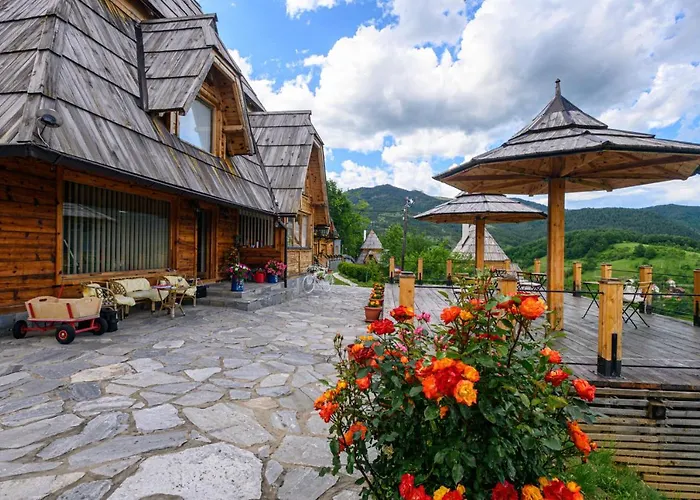 Neva Sobe Sa Pogledom Na Planine * 莫克拉戈拉