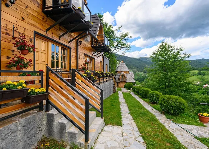 Neva Sobe Sa Pogledom Na Planine * 莫克拉戈拉