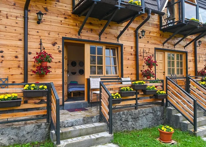 Neva Sobe Sa Pogledom Na Planine 民宿