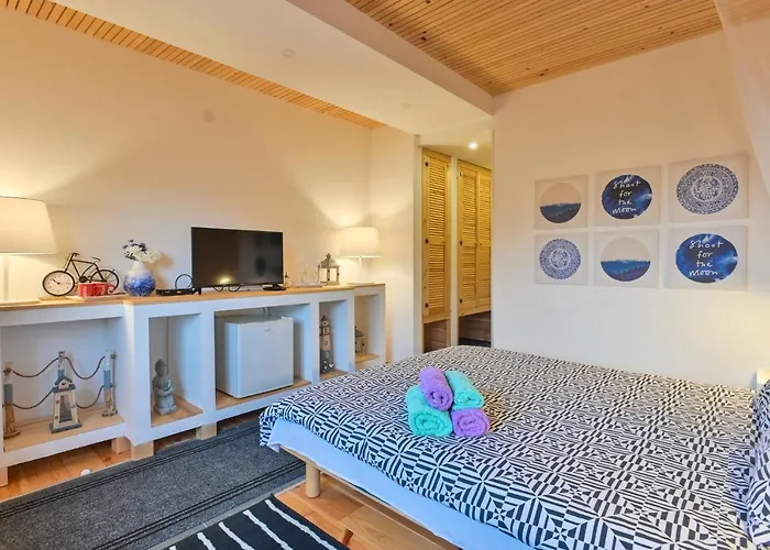 民宿 Neva Sobe Sa Pogledom Na Planine