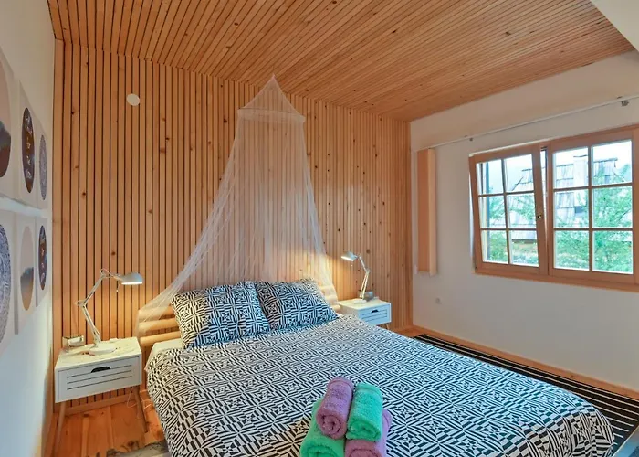 Neva Sobe Sa Pogledom Na Planine * 莫克拉戈拉