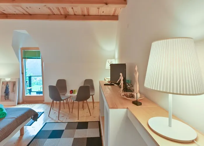 Neva Sobe Sa Pogledom Na Planine 民宿