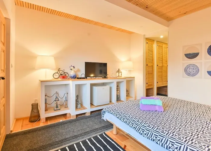 Neva Sobe Sa Pogledom Na Planine